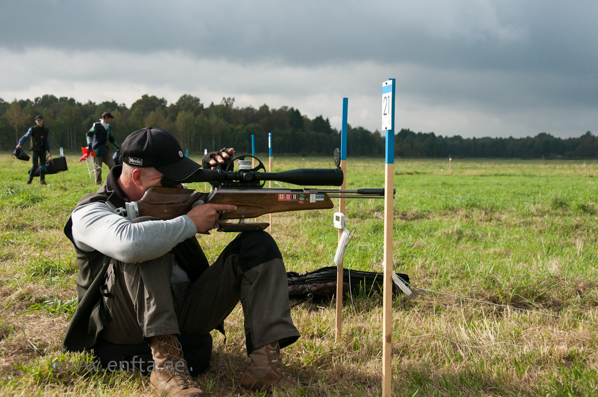 Meelis Kurvits, Weihrauch HW 97 K, Hawke SideWinder 8-32x56